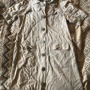 Vertigo Paris Button Up Linen Collared Shift Dress